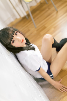 男男一起裸睡互玩jiji